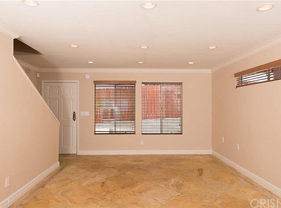 3rd image of 10249 Tujunga Canyon Blvd Unit 3