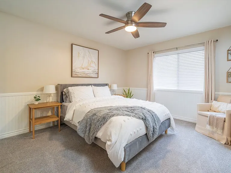 N Deer Springs Dr — Photo 25