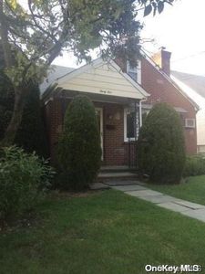 35 4th Street, Glen Cove, NY, 11542