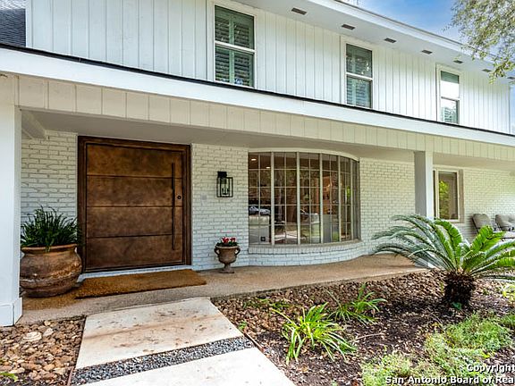5th image of 10110 N Manton Ln