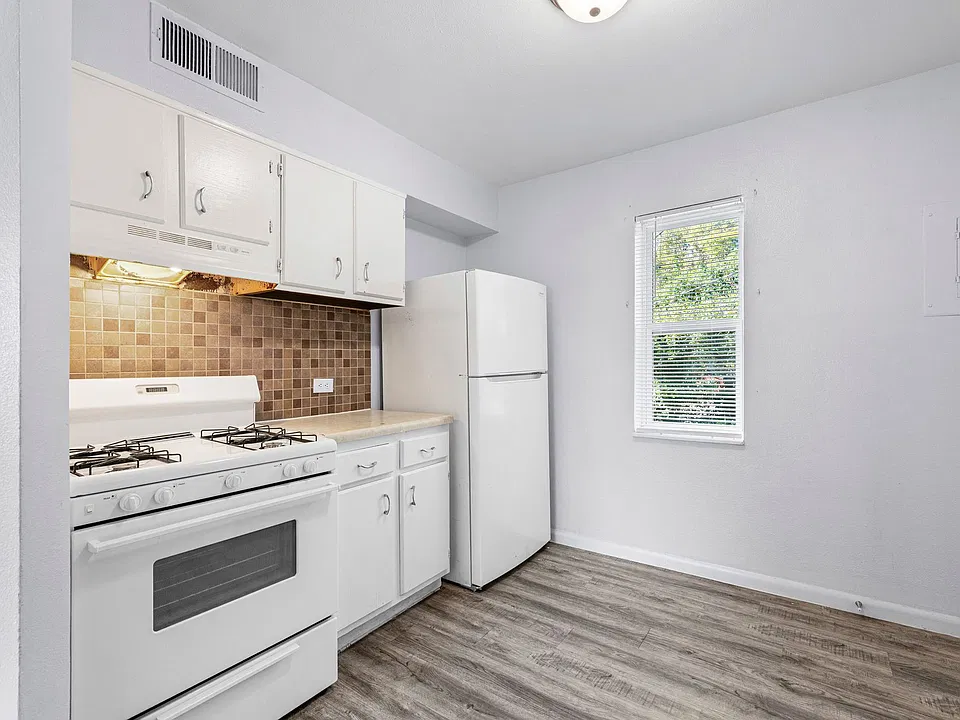 82 West Apartments