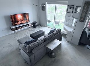 10 SW South River Dr APT 1111, Miami, FL 33130