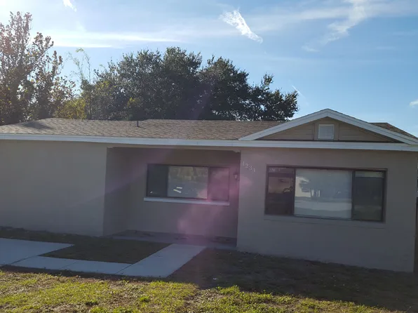 1234 17th St N, Saint Petersburg, FL 33713