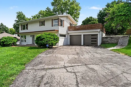645 Beverly Dr Photo 1