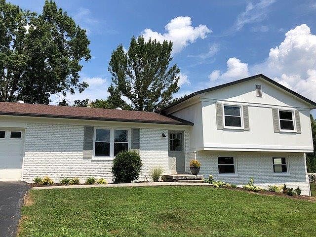 1st image of 175 Pinehurst Dr