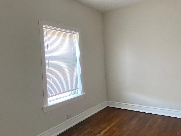 3120 W Lyndale St #3 — Photo 6
