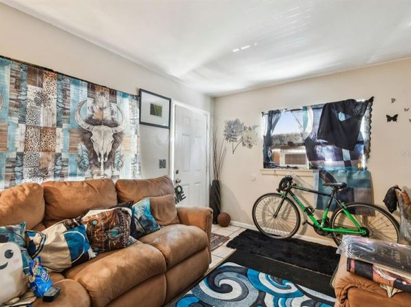 tampa-florida-444513852 picture