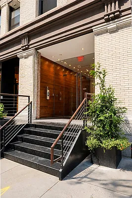 Entry / hallway, photo 1