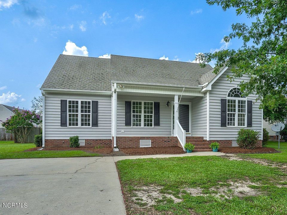 1st image of 795 Edenbrook Drive