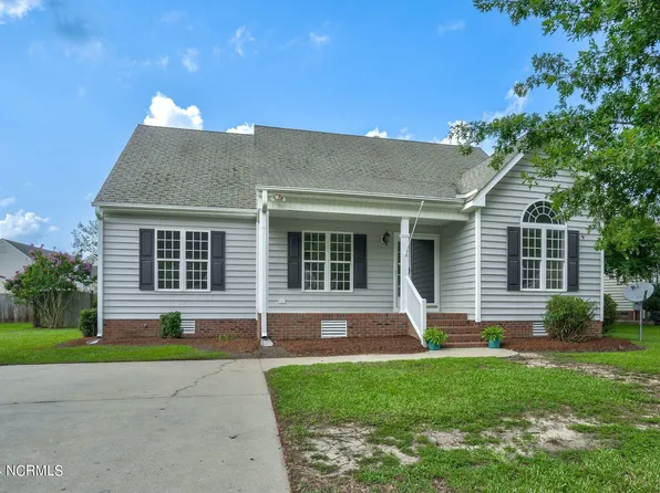 795 Edenbrook Drive, Winterville, NC 28590