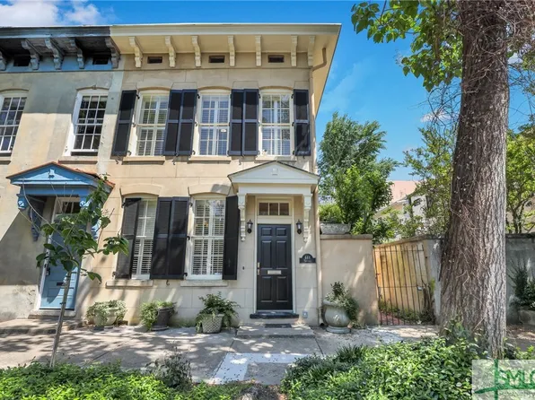 448 Tattnall Street, Savannah, GA 31401