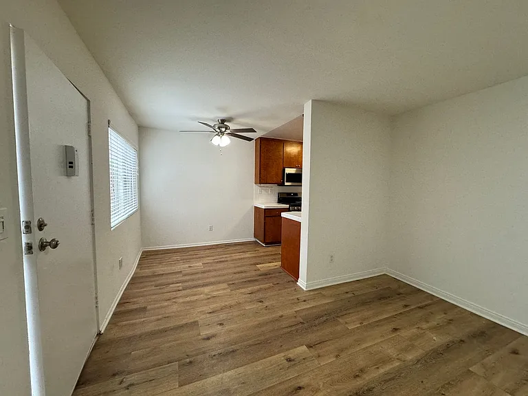 5650 Fair Ave — Photo 15