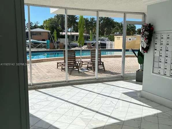 2020 NE 135th St APT 609, North Miami, FL 33181