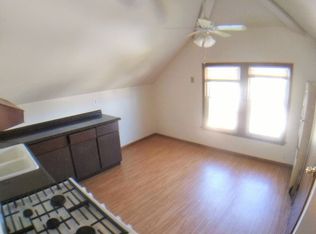 1542 S 58th St, West Allis, WI 53214