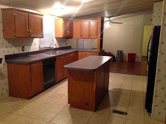 3rd image of 4221 Laurel Crest Dr