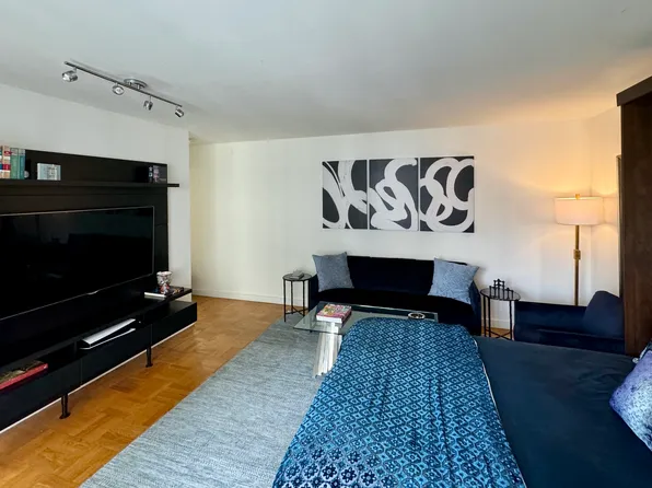 227 Mulberry Street 5A image 3 of 8