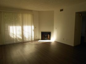 1400 Camden Ave