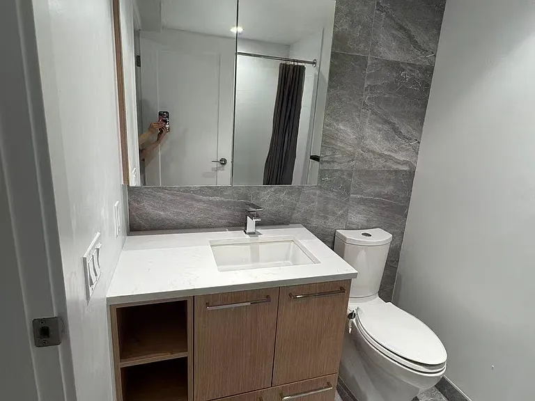 8155 Capstan Way — Photo 3