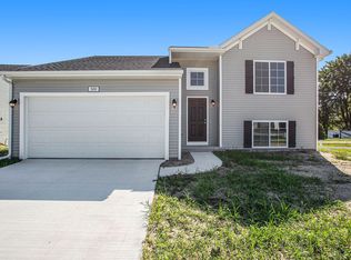 189 Greenly St, Holland, MI 49424