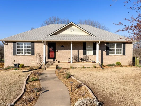 5201 Twin Hills Dr, Fort Smith, AR 72916