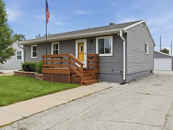 2nd image of 2733 7th Ave