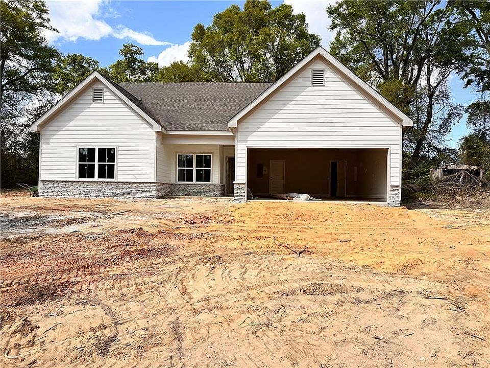 1st image of 418 Oswichee Rd