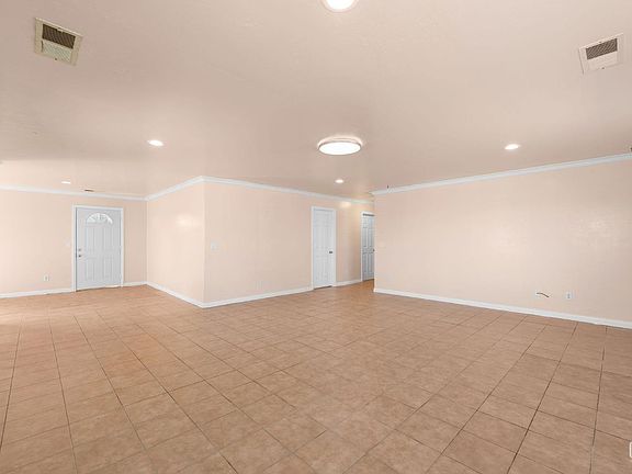5th image of 3623 Hale St
