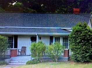 319 S Gaston St, Dallas, NC 28034