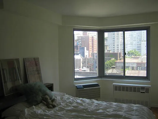 Rented by Keller Williams NYC | media 6