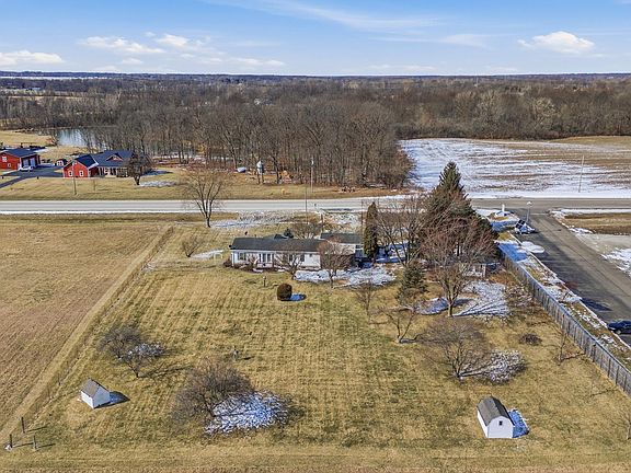 4th image of 619 600th Rd N