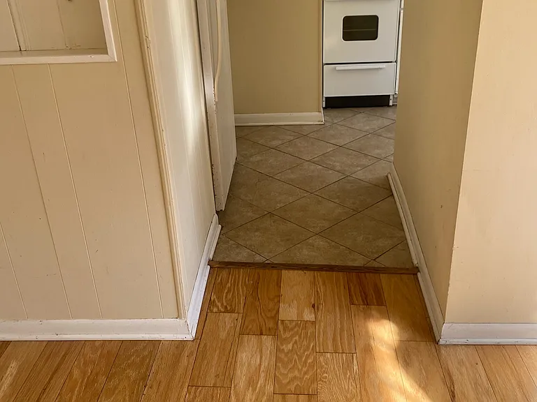111 N Lake Ave #2 — Photo 8