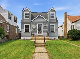 1442 Warwick Ave, Whiting, IN 46394