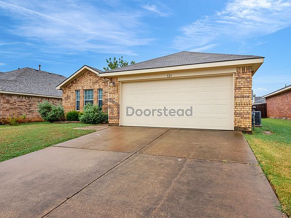 3rd image of 523 Elk Run Dr