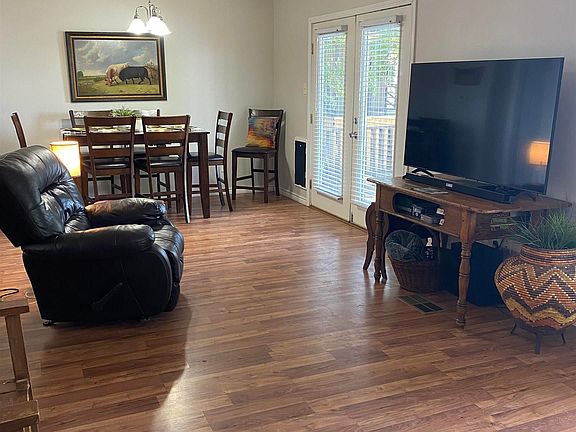 4th image of 17142 Lakeview Dr