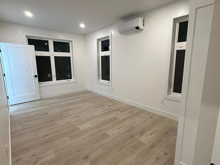 70 Sherman Ave #A — Photo 8