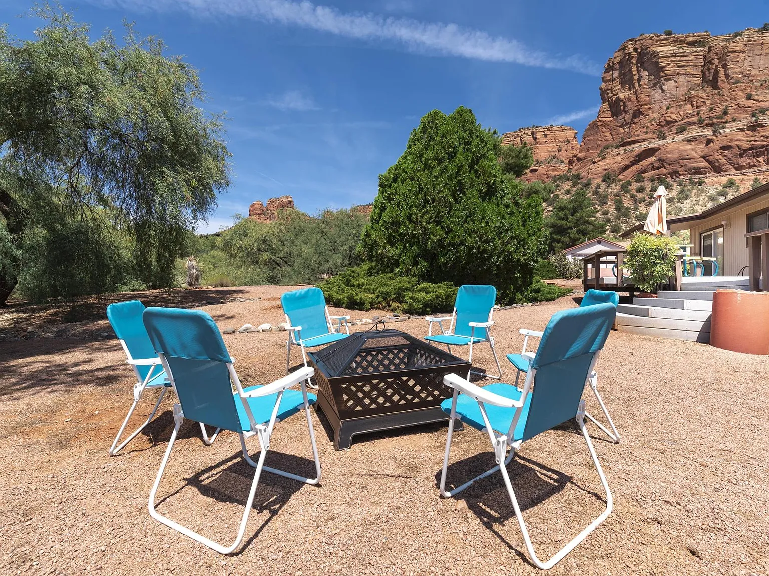 2 bed, 1573 sqft, $3,745 — Photo 4
