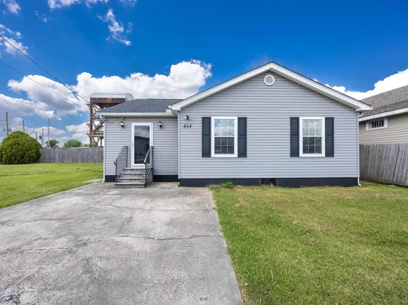 614 Lafourche St, Lockport, LA 70374