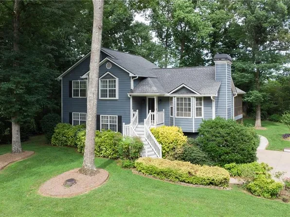 6580 Remington Dr, Cumming, GA 30040