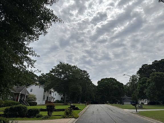 4th image of 235 Lacey Ln