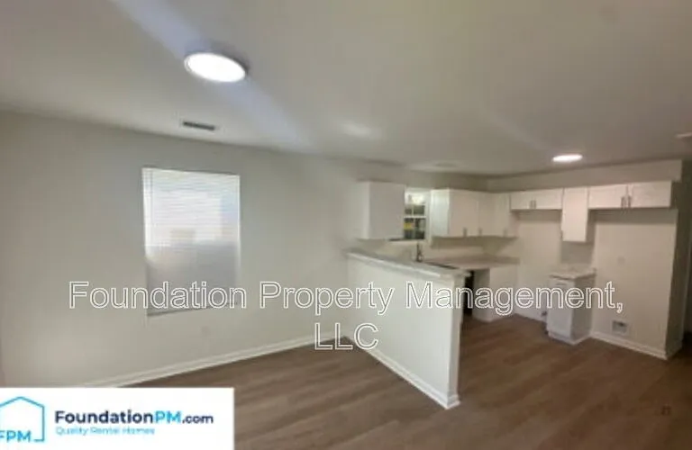 2831 Overton Crossing St — Photo 5
