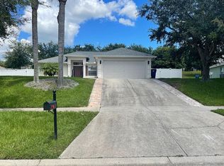 1521 Oak Valley Blvd, Minneola, FL 34715