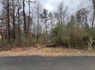 E Tulip St, Decaturville, TN 38329