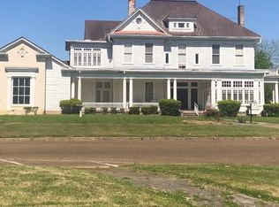 719 S Main St #100078, Grenada, MS 38901