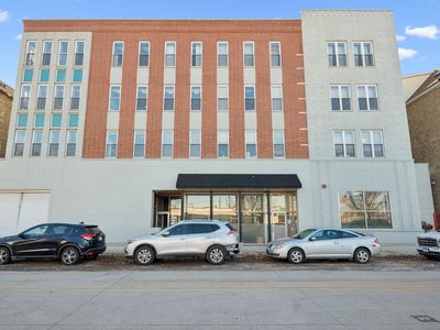 2356 N Elston Ave APT 205, Chicago, IL, 60614