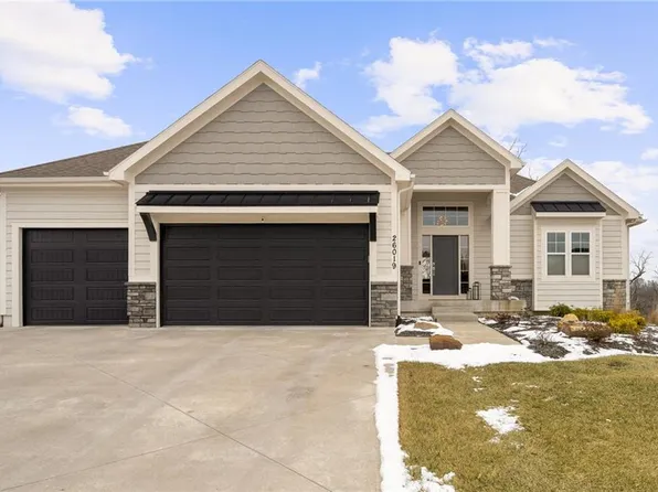 26019 W 96th Ter, Lenexa, KS 66227