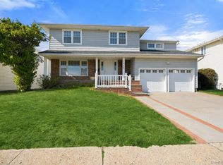 1340 Beech Street, Atlantic Beach, NY 11509