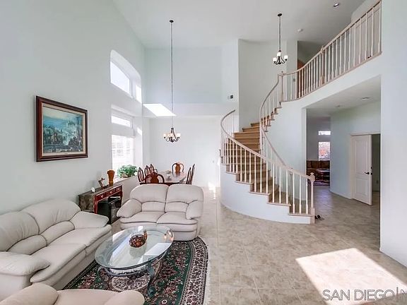 5th image of 11719 Windcrest Ln
