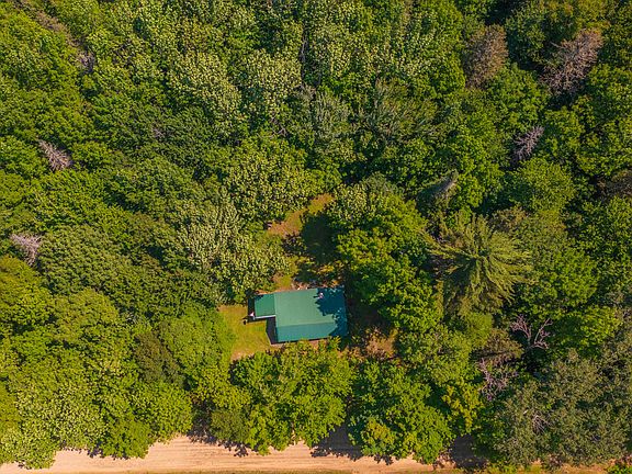 3rd image of 753 Center Hill Road