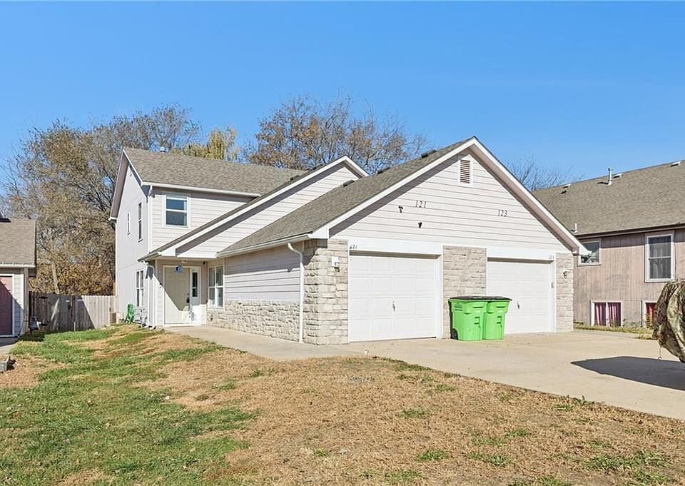 1st image of 121 Silver Leaf Ln