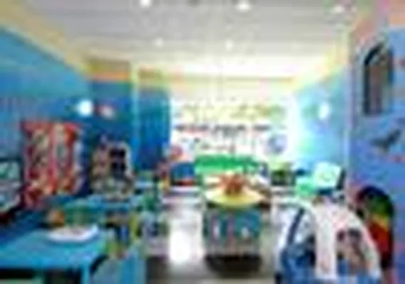 Rented by The Albanese Organization | media 9